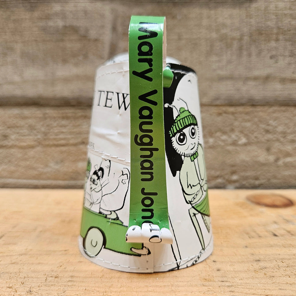 Y Pry Bach Tew Paper Jug Made from the Book Pages #1 | Jennifer Collier ...